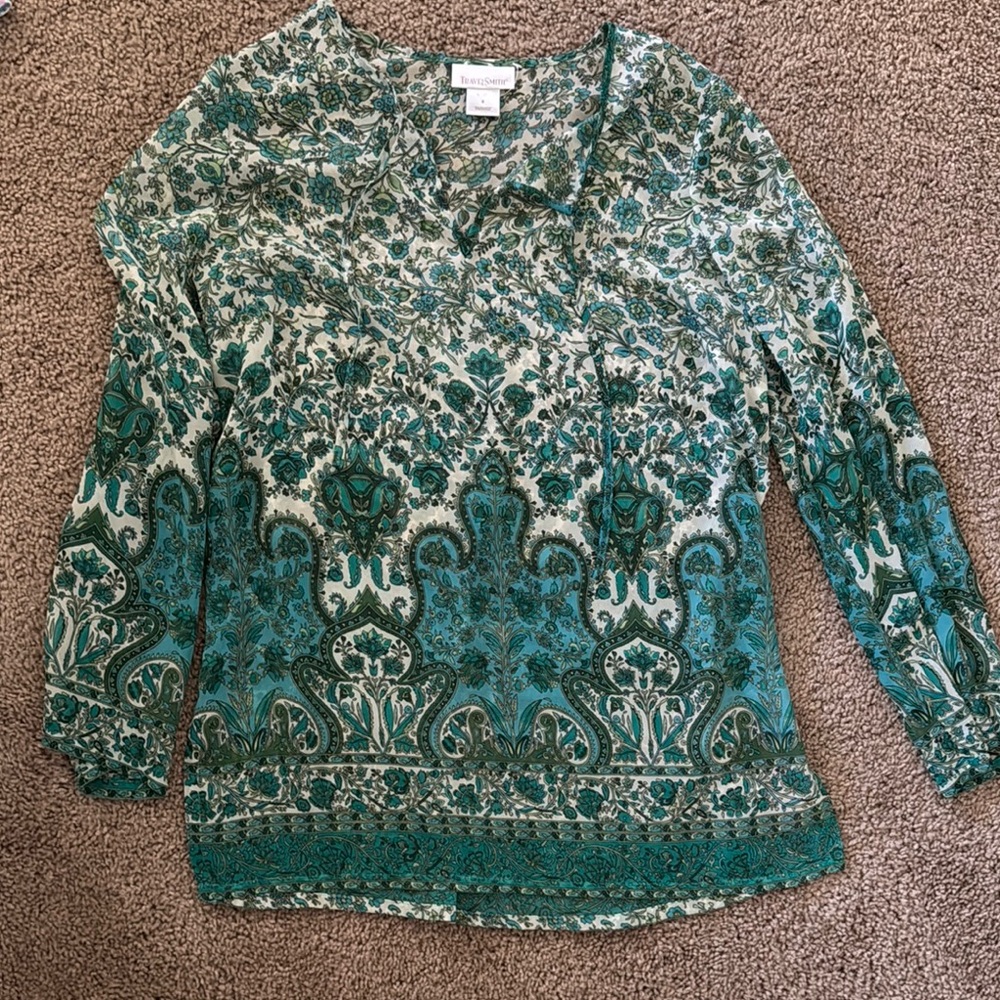 TravelSmith Green Paisley Blouse with Elegant Design